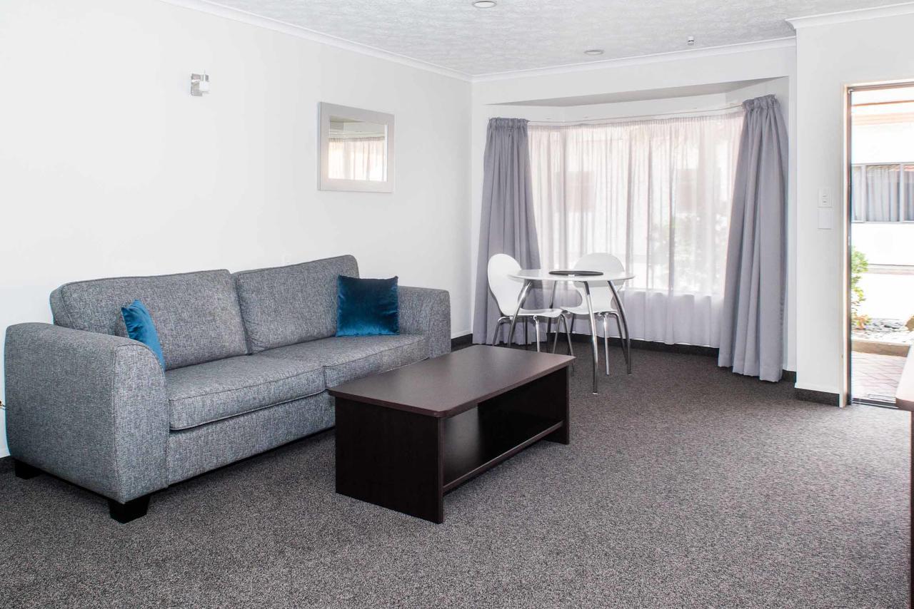 White Heron Motor 4*