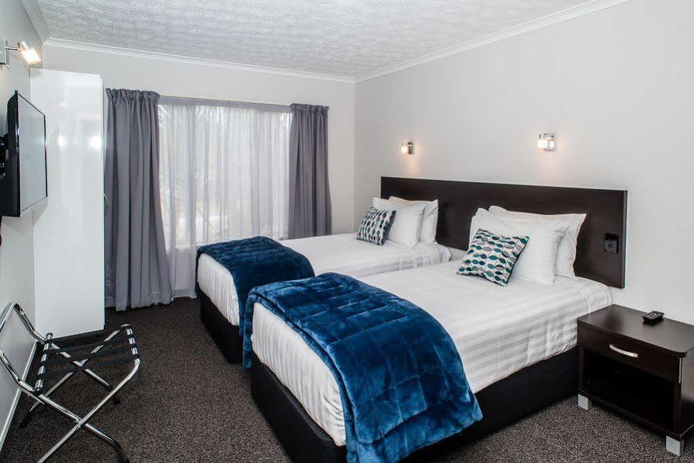 White Heron Motor 4*